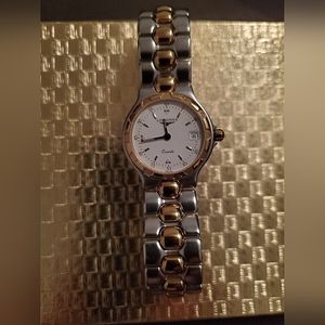 Women's LONGINES Conquest Watch White Dial Quartz Movement Stainless Steel Swiss